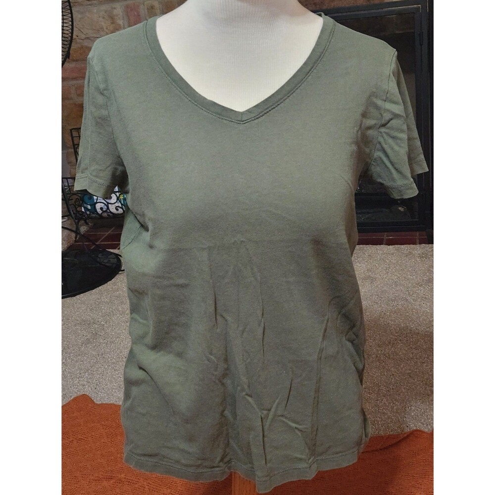 Women's Time And Tru, I Olive Green Medium V Neck Short Sleeve T Shirt
